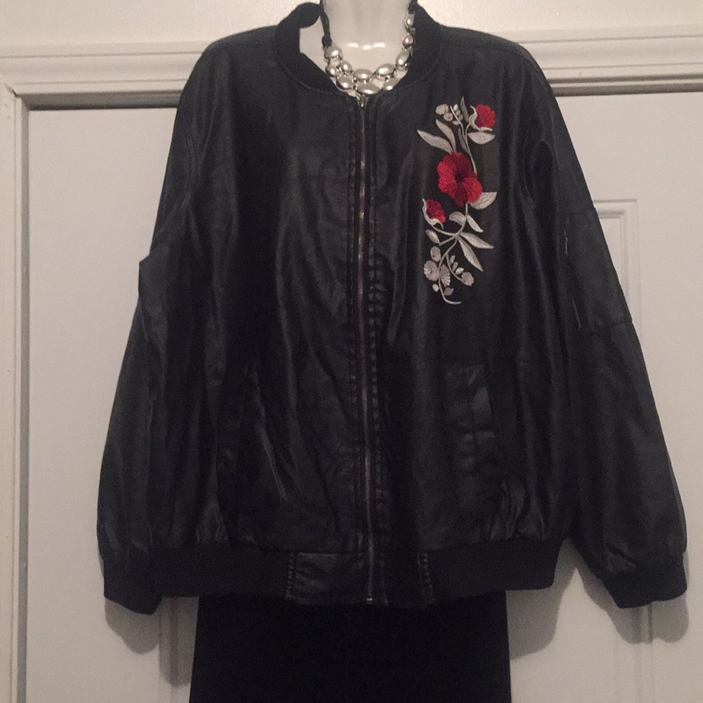 Plus Size Faux Leather Bomber Jacket🌺
